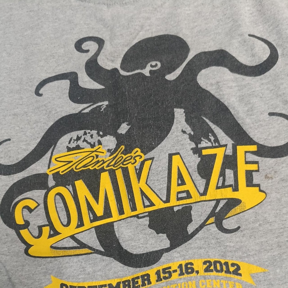 Black octopus Stan lee shirt